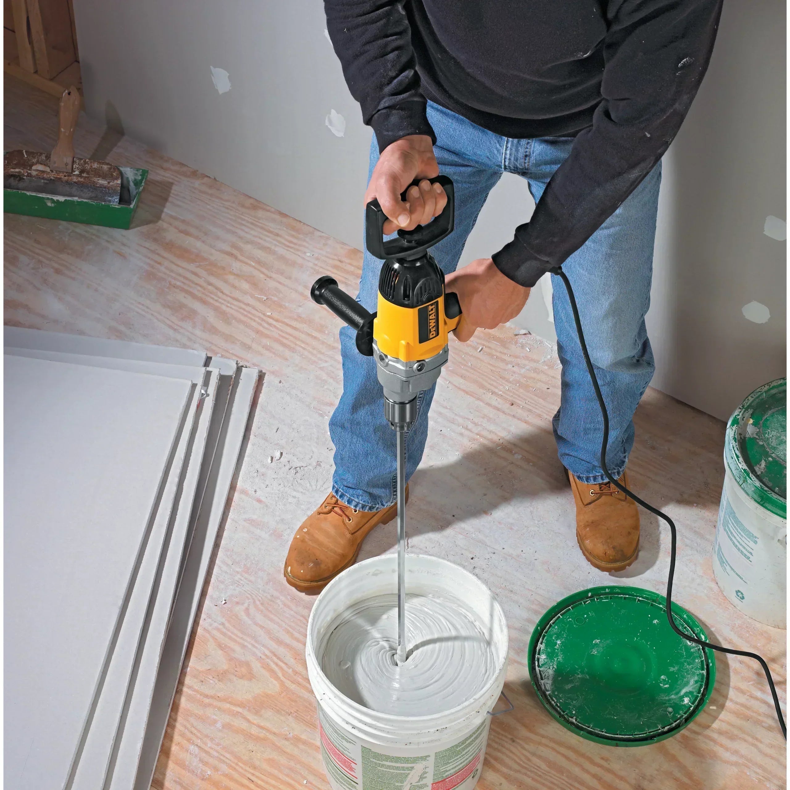 DEWALT DW130V 1/2-in Keyed Drill